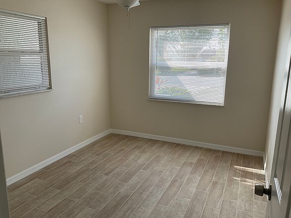 4th image of 4147 Headsail Dr