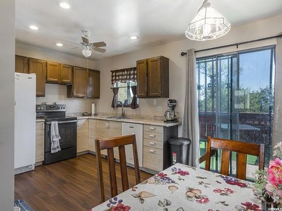 5th image of 5486 W Peggy Ln