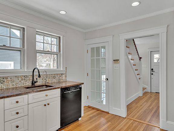 2nd image of 10 Dexter Rd