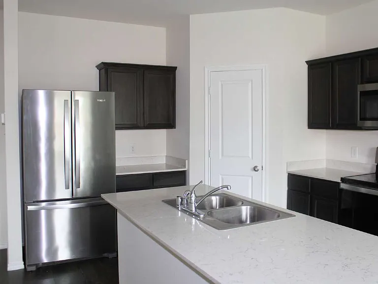 3012 Glazner Dr — Photo 8