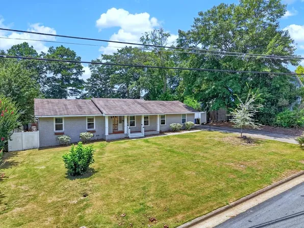 2946 Birchfield Dr, Columbus, GA 31906
