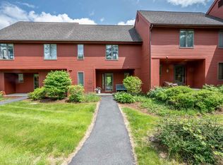 350 Lyman Batcheller Rd #1C, Hartford, VT 05047