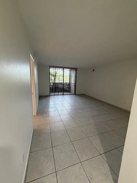 1 bed, 773 sqft, $1,800 — Photo 3