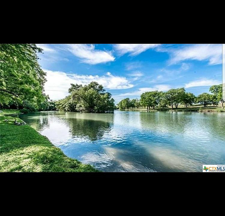 1st image of 903 Lake Front Ave