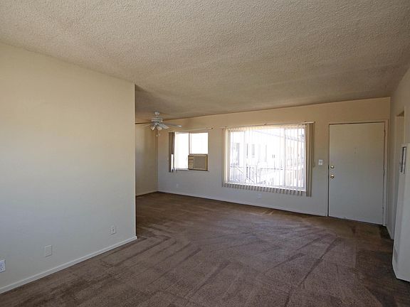 3rd image of 110 S Michigan Ave APT 17