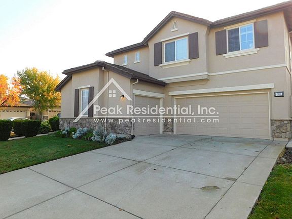 2nd image of 301 Charnwood Ct