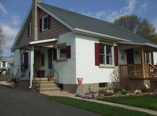 4352 2nd St, Walnutport, PA 18088