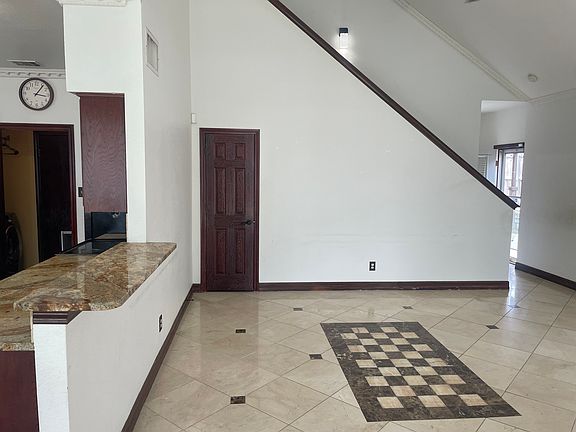 5th image of 1324 Dallshan Dr
