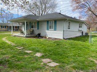 901 Elm St, Otisco, IN