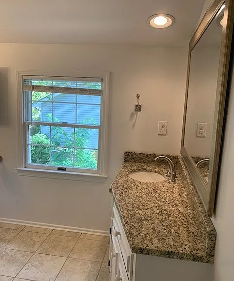 110 N Broad St — Photo 20