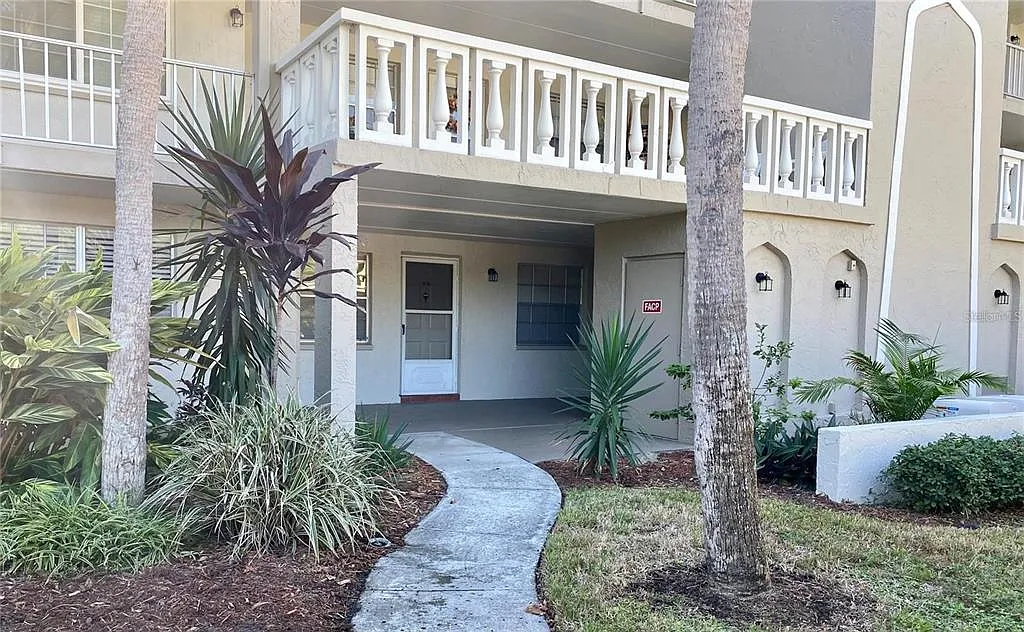 2 bed, 1.0 bath, 874 sqft, $2,000 — Photo 4