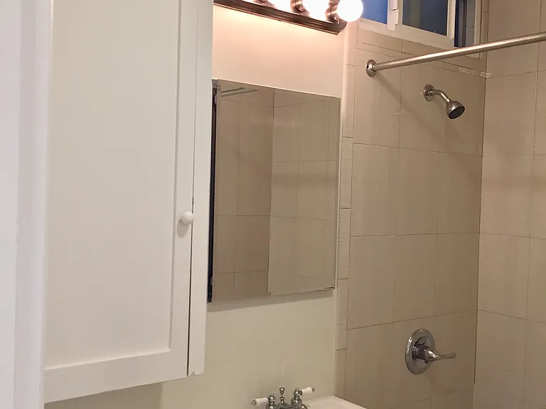 1808 Pacific AVE — Photo 12