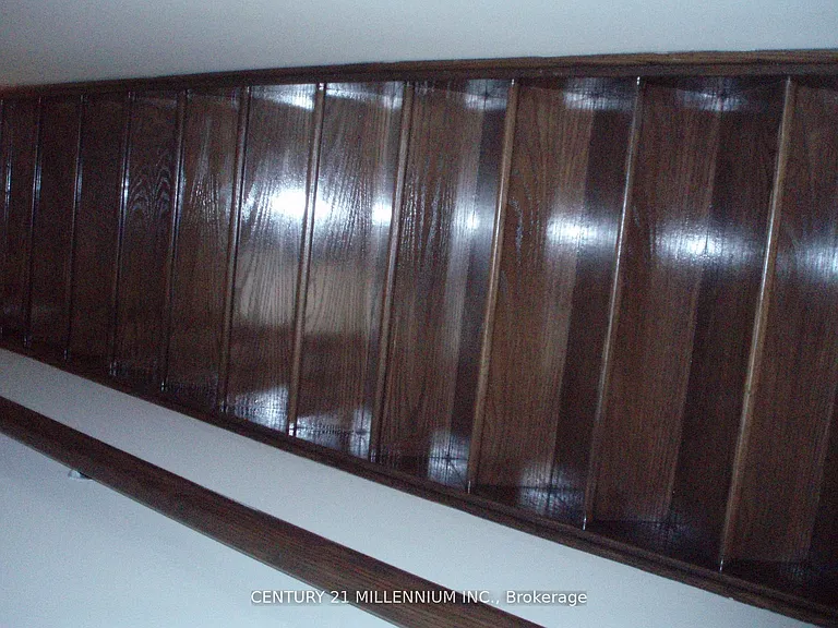 62 Magdalene Cres — Photo 24