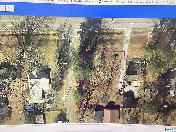 5th image of 3422 Forrest Ave