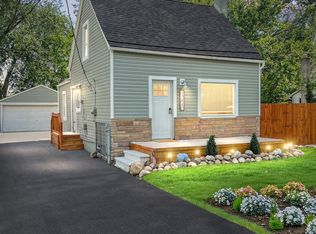 11440 Young Ave, Warren, MI