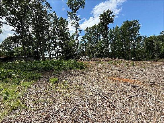 4th image of 361AC Kirby Rd