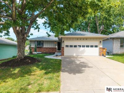 5226 Spruce St, Lincoln, NE, 68516