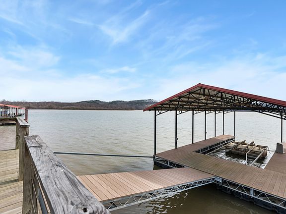 4th image of 722 Driftwood Dr