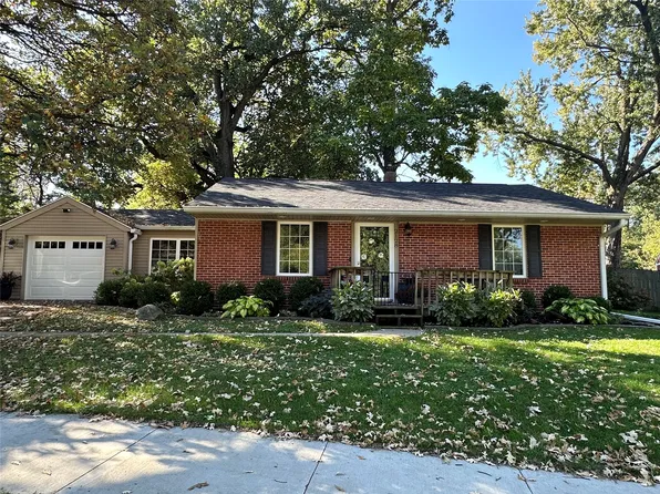 2128 Willowmere Dr, Des Moines, IA 50321