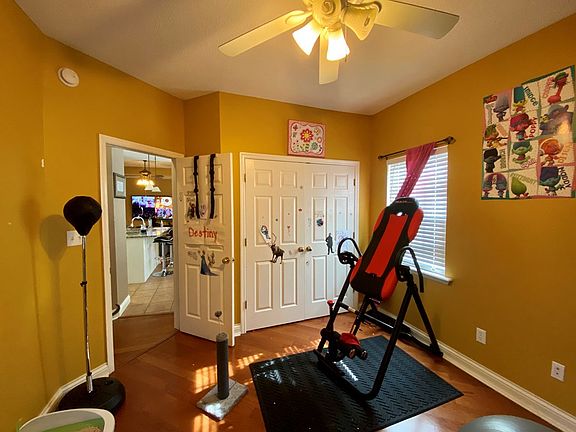 4th image of 109 Meadow Grove Ct