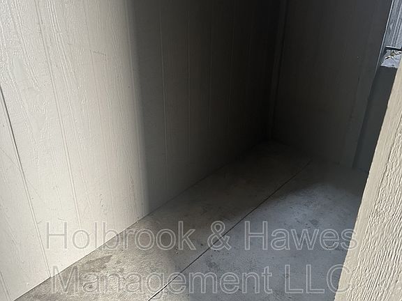 5th image of 4531 Boardwalk Dr W #V-02