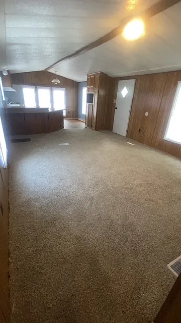 2 bed, 1000 sqft, $835 — Photo 4