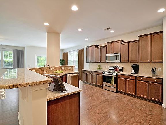 3rd image of 1053 Bald Cypress Ct