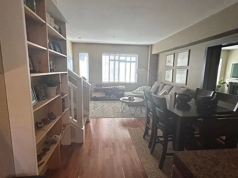 2106 Yakima Ct — Photo 26