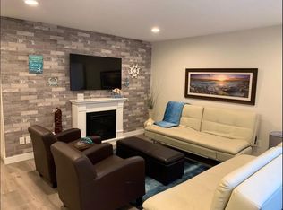 2221 Felspar St #B, San Diego, CA 92109