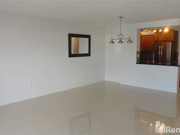 3rd image of 110 S Shore Dr APT 3C