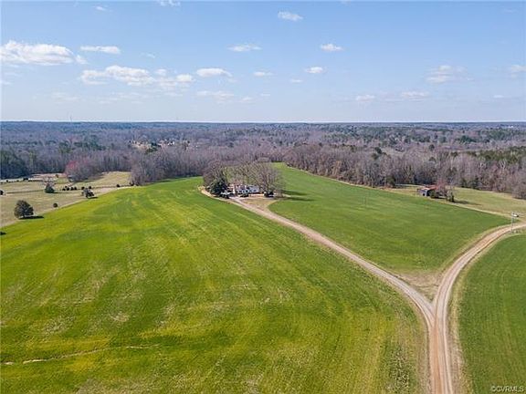 2nd image of 16385 Green Acres Ln