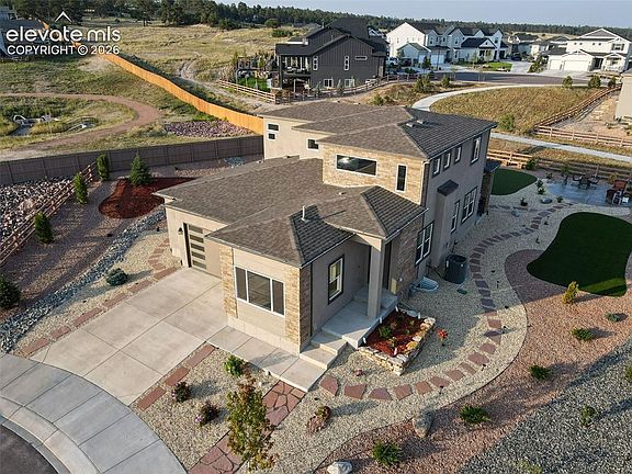 3rd image of 5146 Gansevoort Dr
