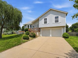 32644 W 171st Ct, Gardner, KS 66030