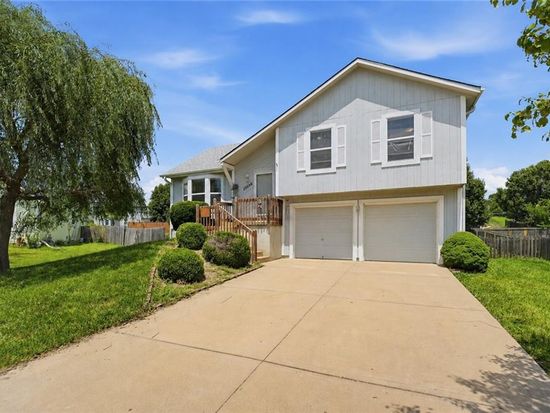 32644 W 171st Ct, Gardner, KS 66030
