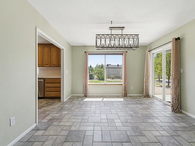 23440 Mashie Ct — Photo 7