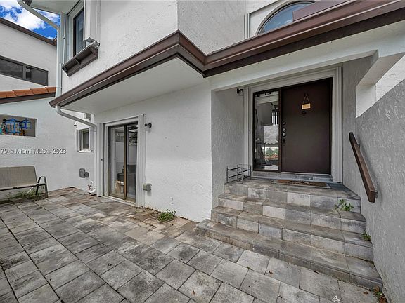 4th image of 1351 SW 124th Ct #5-B