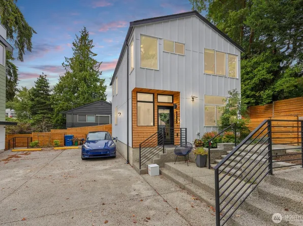 2346 NE 90th Street, Seattle, WA 98115