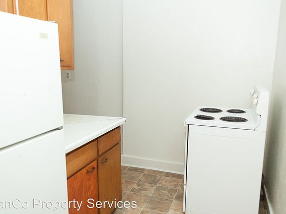 4th image of 1769 Brookline Ave APT A