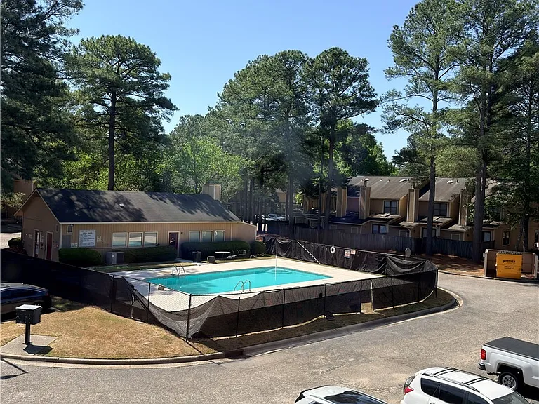 1276 N Forest Dr — Photo 20