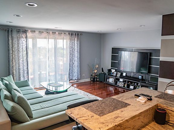 5th image of 1777 W Crystal Ln Unit 601