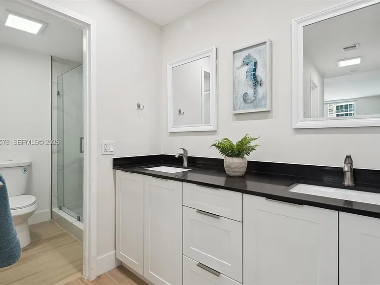 3505 S Ocean Dr #710 — Photo 8