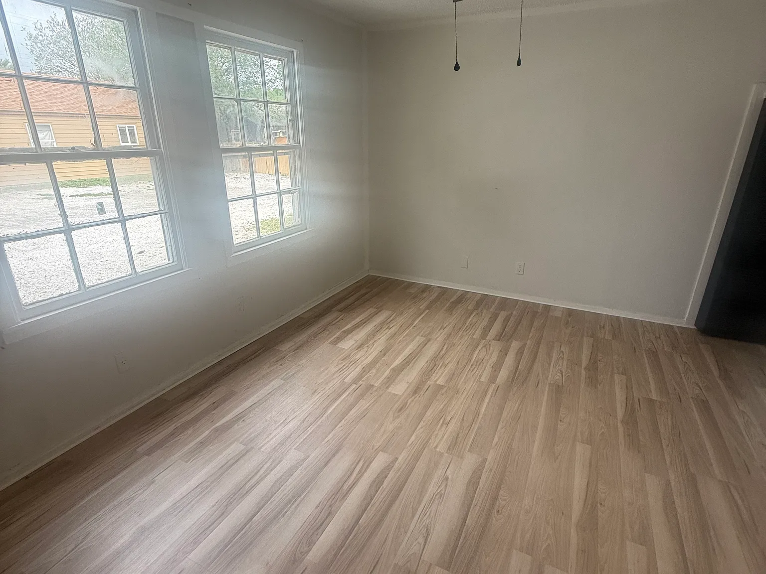 2 bed, 750 sqft, $750 — Photo 4