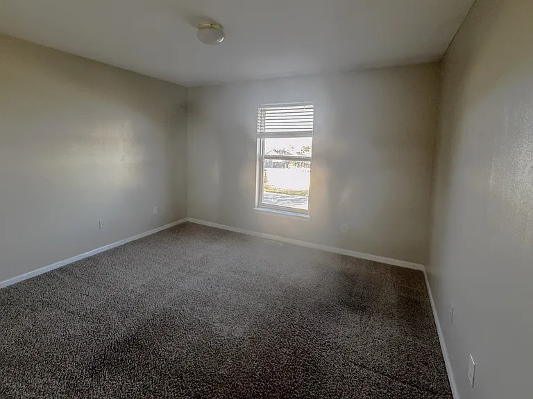 FRONT BEDROOM