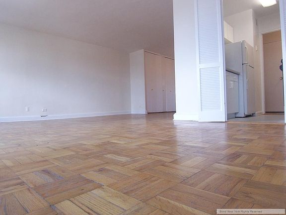 3rd image of 353 E 83rd St APT 8J