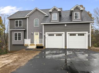 11 McGilpin Rd, Sturbridge, MA 01566