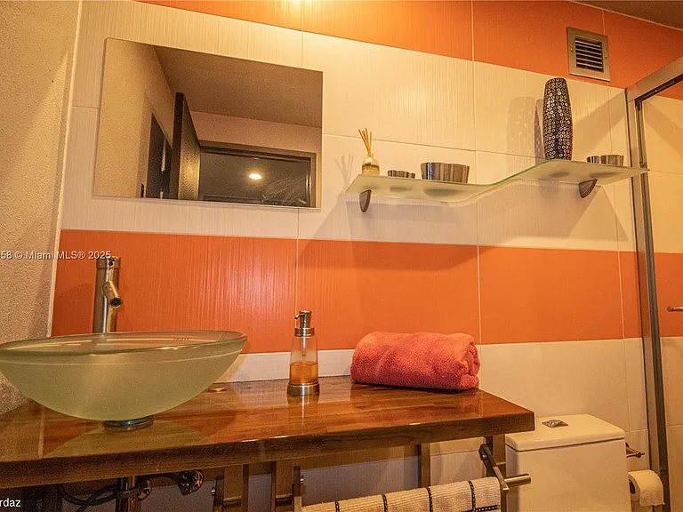 500 Three Islands Blvd #308 — Photo 22