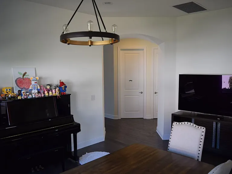1534 Marton Ct — Photo 7