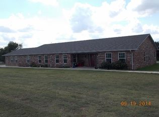 5010 Rr 1, Foster, OK 73434