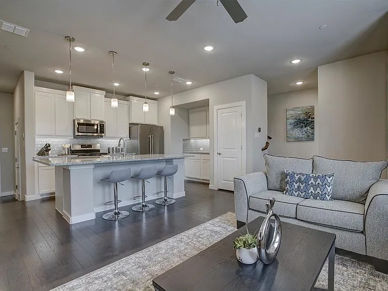 1317 Pebblebrook Dr — Photo 39