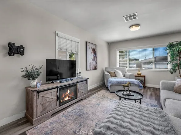 5017 W 123rd Pl, Hawthorne, CA 90250